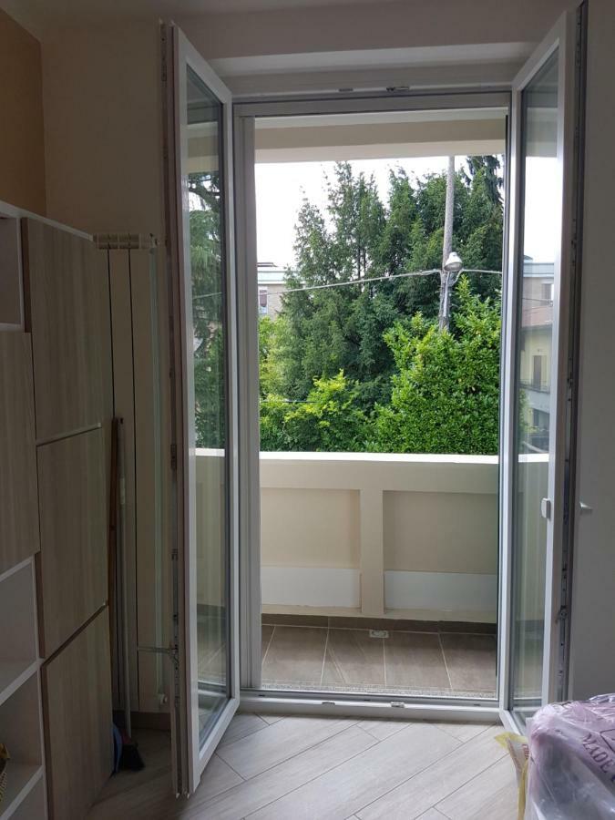 Ferienwohnung Karina House-check in H 24 Como Exterior foto