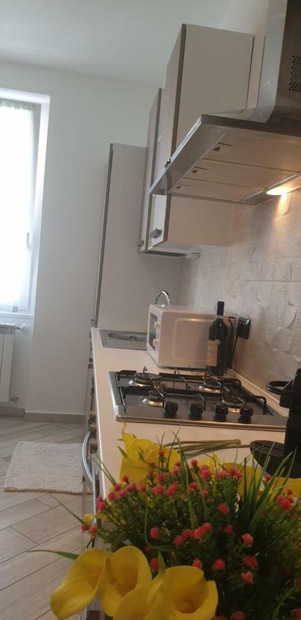Ferienwohnung Karina House-check in H 24 Como Exterior foto